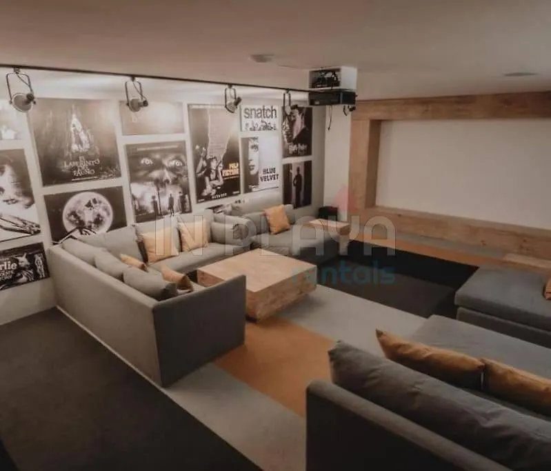 Luxury Condo, 2Br Ph, 3Ba, Private Rooftop, Sauna 신데 델 카르멘 아파트